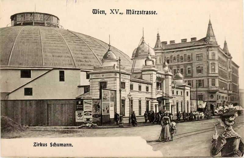 File:Circus Schumann Vienna.jpg