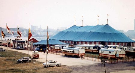 Spanischer National Circus in Dusseldorf 1966.JPG
