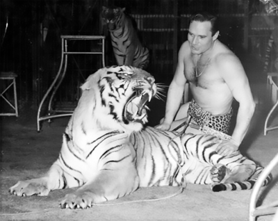 Gilbert Houcke and Tiger.png