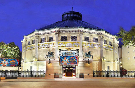 Cirque d'Hiver - Front View (2013).jpg