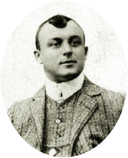 Palisse Headshot.png