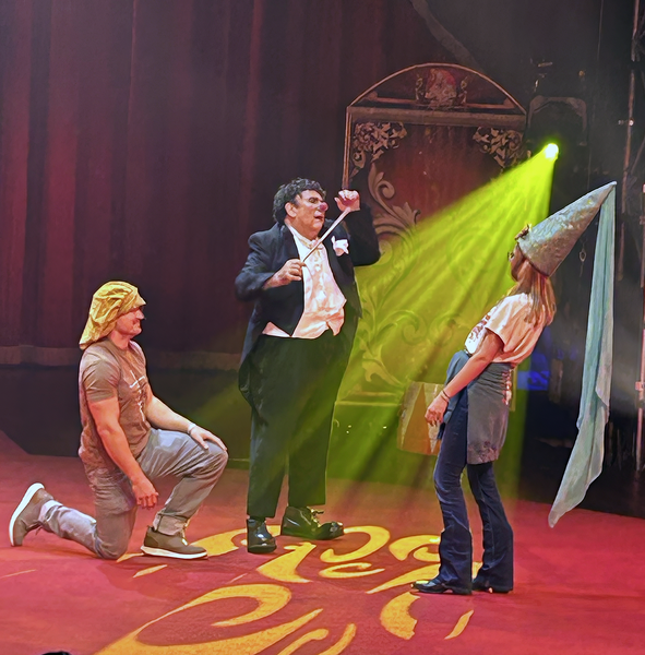 File:David Larible - Vargas.png
