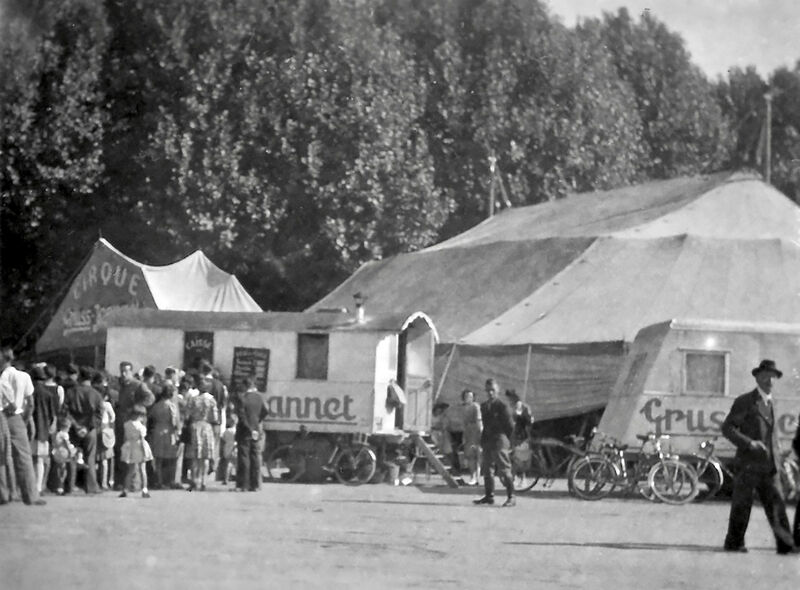 File:Gruss-Jeannet 44.jpg