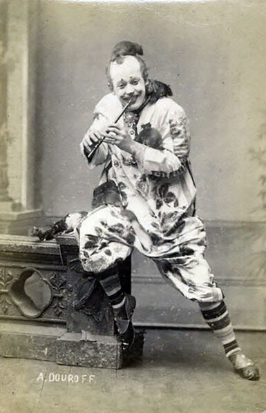 File:Anatoly Durov - flute.jpg